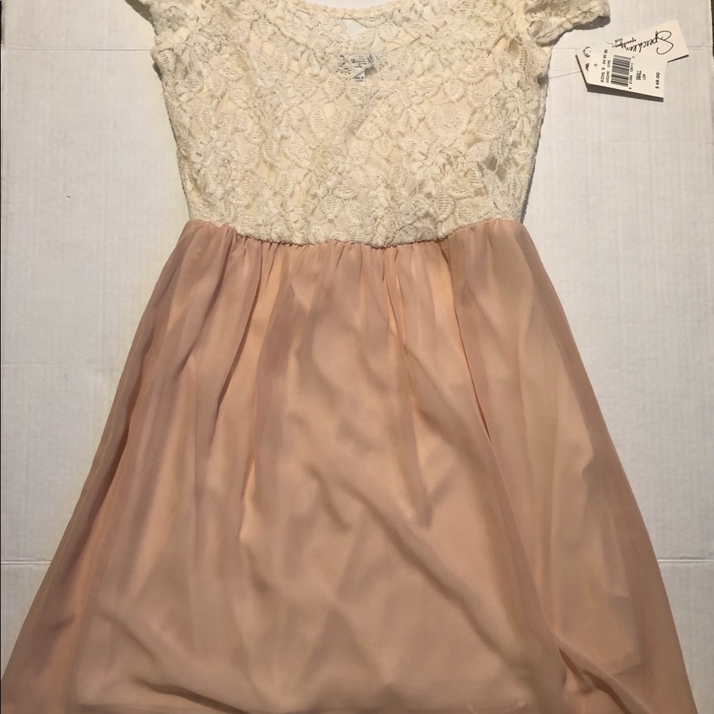 Junior dress size small